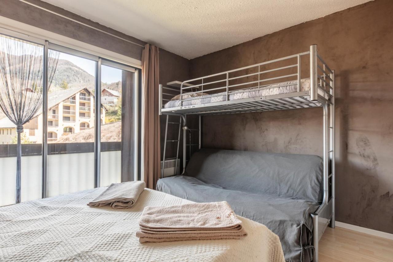Le Skieur Saint-Leger-les-Melezes Exterior photo